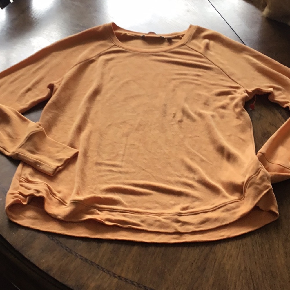 NWOT Athleta long sleeve Woman’s Tall Medium - Picture 2 of 8